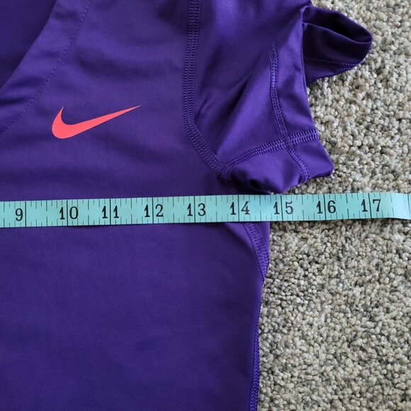 Nike Pro Purple V-Neck T-Shirt Small, Good Pre-Owned Condition - Picture 8 of 10